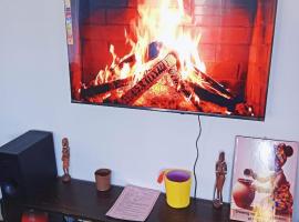 Devkim stays, hotel in Ukunda Airport