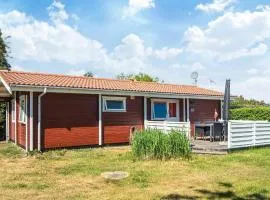 6 person holiday home in Glesborg-By Traum
