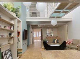LOFT maison 5ch 5sdb 5wc Lille 200m2 avec extérieur、Lambersartのホテル