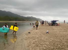 Cabaña Pepa Mar Azul, hotel v destinaci Palomino