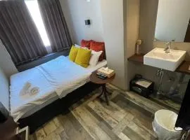 ehostel心斎橋 2人ROOM