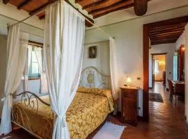 Luxury pool villa in Cortona