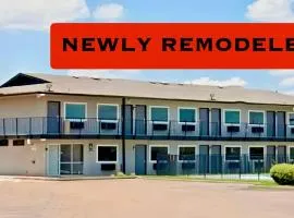 Studio City Suites, a Travelodge by Wyndham
