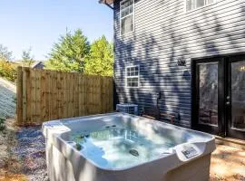 Peaceful Getaway Hot Tub Perfect Location
