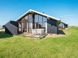 8 person holiday home in Ulfborg-By Traum