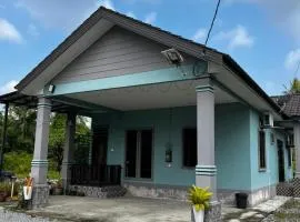 AZZR Homestay