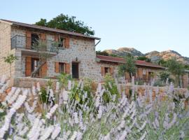 Villa Mara - secluded house with breathtaking view- Seline, Starigrad Paklenica, hotell i Seline