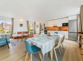 ATLAS beautiful 2-Bed Apartment near the Sea