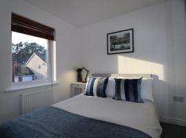 Bracknell Contemporary Stylish 3 bedroom in、ブラックネルのホテル