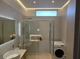 Luxury Suite 5