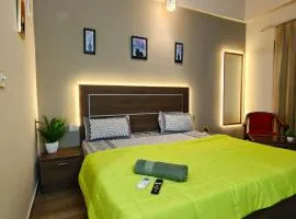 Modern Studio In City Hub