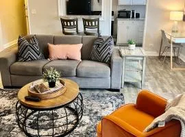 8N - Stylish 1 BD 1 BA condo in Downtown Atlanta