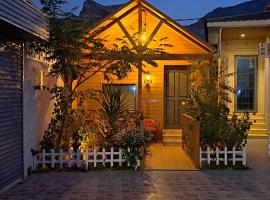 كوخ ريفي تنومة, hotel a Tanomah