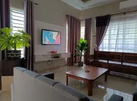 Ateh's Homestay KLIA