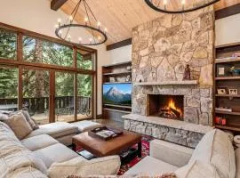 Private Ski-out Village Home in Vail with Hot Tub