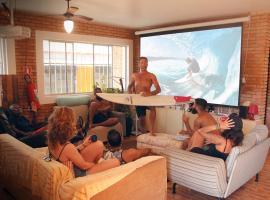 HOSTEL QUINTAL GUEST Ubatuba - PG, Hotel in Ubatuba