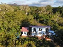 El Mango - rural house with fast internet