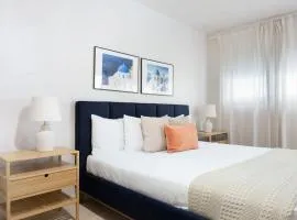 Ocean Park 1BD 1BA Pool Walk to beach -Santorini 7