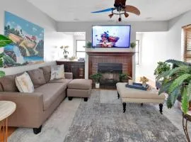 #1 ATL Extended StayCay includes Pool, Cabanas, Duck Pond, Walking Trails, Tennis Court!