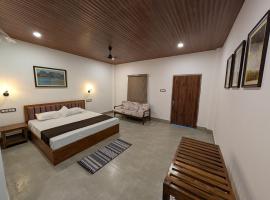 Mangrove Forest Camp Eco Stay Sundarbans, India, hotel v destinaci Jāmb