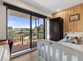 72-1HS Abnb-Style GardenView, Parking, Balcony, Step to Chinatown and QVB