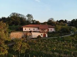 Karol-ina Estate