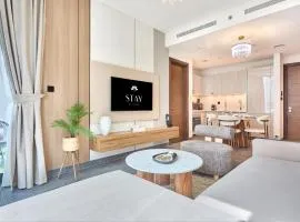 STAY BY LATINEM Luxury 2BR Holiday Home CC 0611 Near Downtown