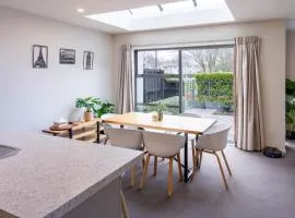 The Willows Parkside Retreat
