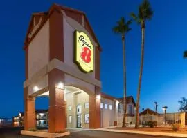 Super 8 by Wyndham Tucson/Grant Road Area AZ