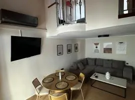 Tollmere Hospitality Λύχνος suite