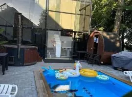 LT11 - 777 Edition Villa with private pool