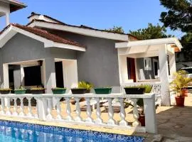 Honeydream Villa & Studio Apartments