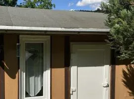 Kleines Haus am Wald