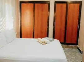 Cozy Retreat In The Heart Of Ibex Hill