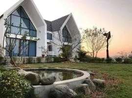 Amber Retreat - Nhà Bên Hoàng Hôn