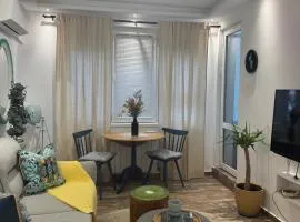 Just by Snow Sheep ApART-1 Bedroom Flat