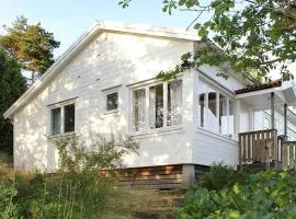 4 person holiday home in UDDEVALLA-By Traum