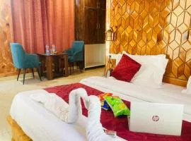Hotel Old Manali ,Monthly Room with Kitchen Only Rs 18000