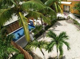 Hacienda la floresta, lodge in Tulum Pueblo