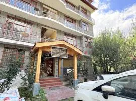 Hotel B2B 2500 Rs With Bkf & Dinner , Mounatin View And Balcony
