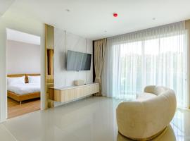 2BR Luxury Condo The City Phuket, khách sạn ở Ban Ket Ho