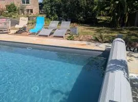 Maison 2 chambres - terrasse - piscine