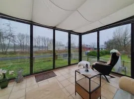 Ferienhaus am Nordostseekanal