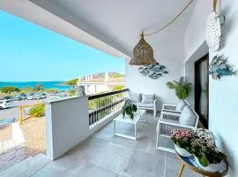 224 Seafront Terrace with Beach Access