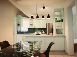Frida's Urban Escape