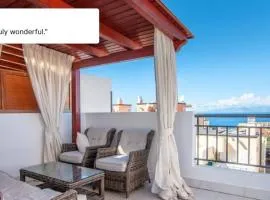 Two bedroom duplex with pool and ocean view in Costa Adeje