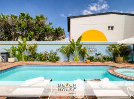 Beach House by ULIV, apartment in Ensenada