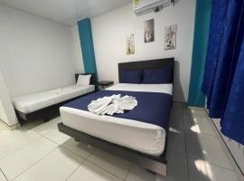 Hotel Cayena, hotel con estacionamiento en Tame