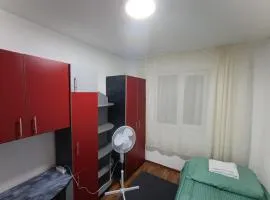 Camera cu baie in Campusul Universitar