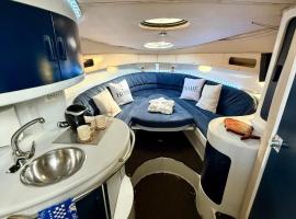 Barco la bella, barco en Vigo